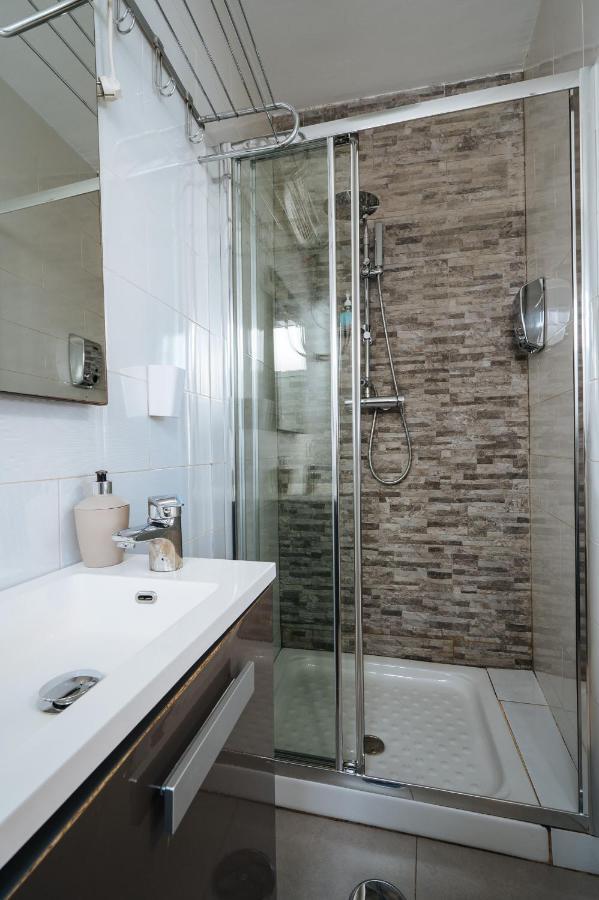 Atico Lujo Junto A La Catedral. Giralda Apartment Sevilla Bagian luar foto